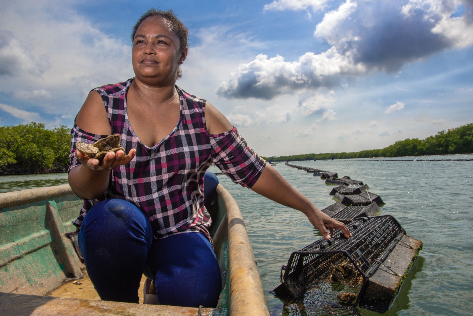 capacitan a mujeres en acuacultura