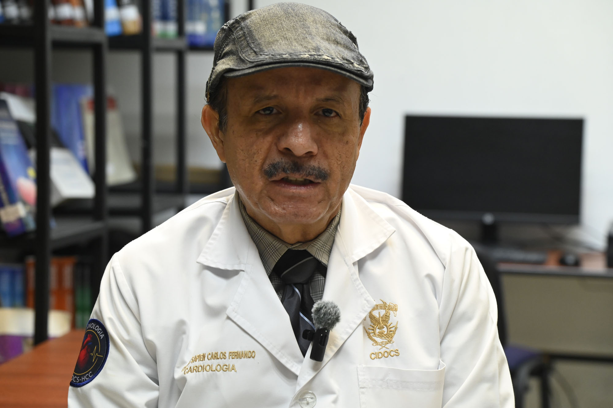 Carlos Fernando Corona Sapien, cardiólogo del Centro de Investigación y Docencia en Ciencias de la Salud de la UAS