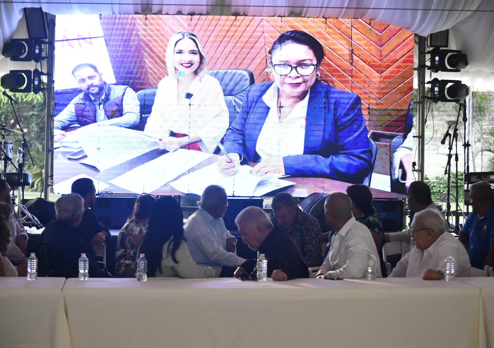 Celebra y reconoce Gobierno de Mazatlán, Sinaloa el 47 aniversario del Stasam