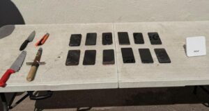 Celulares y puntas en revisión a penal de Aguaruto, en Culiacán