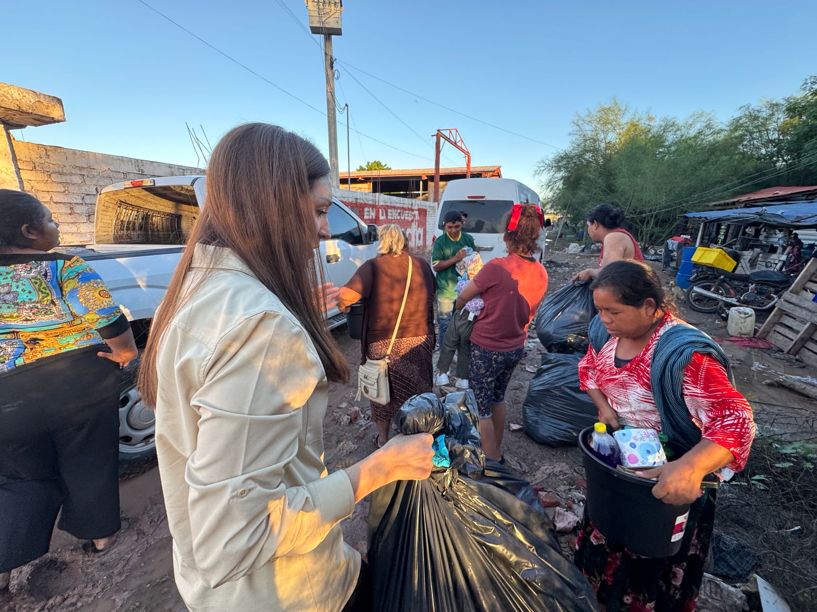 DIF Ahome cierra refugio temporal tras atender a familias afectadas por inundaciones