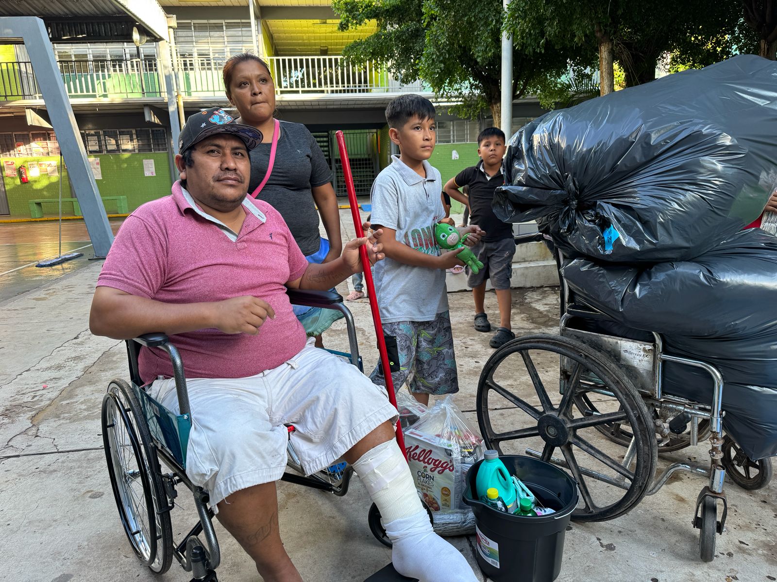 DIF Ahome cierra refugio temporal tras atender a familias afectadas por inundaciones