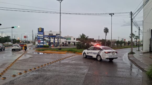 ¡Precaución! Tres vialidades cerradas en Mazatlán, Sinaloa tras lluvias de este miércoles 1 de octubre