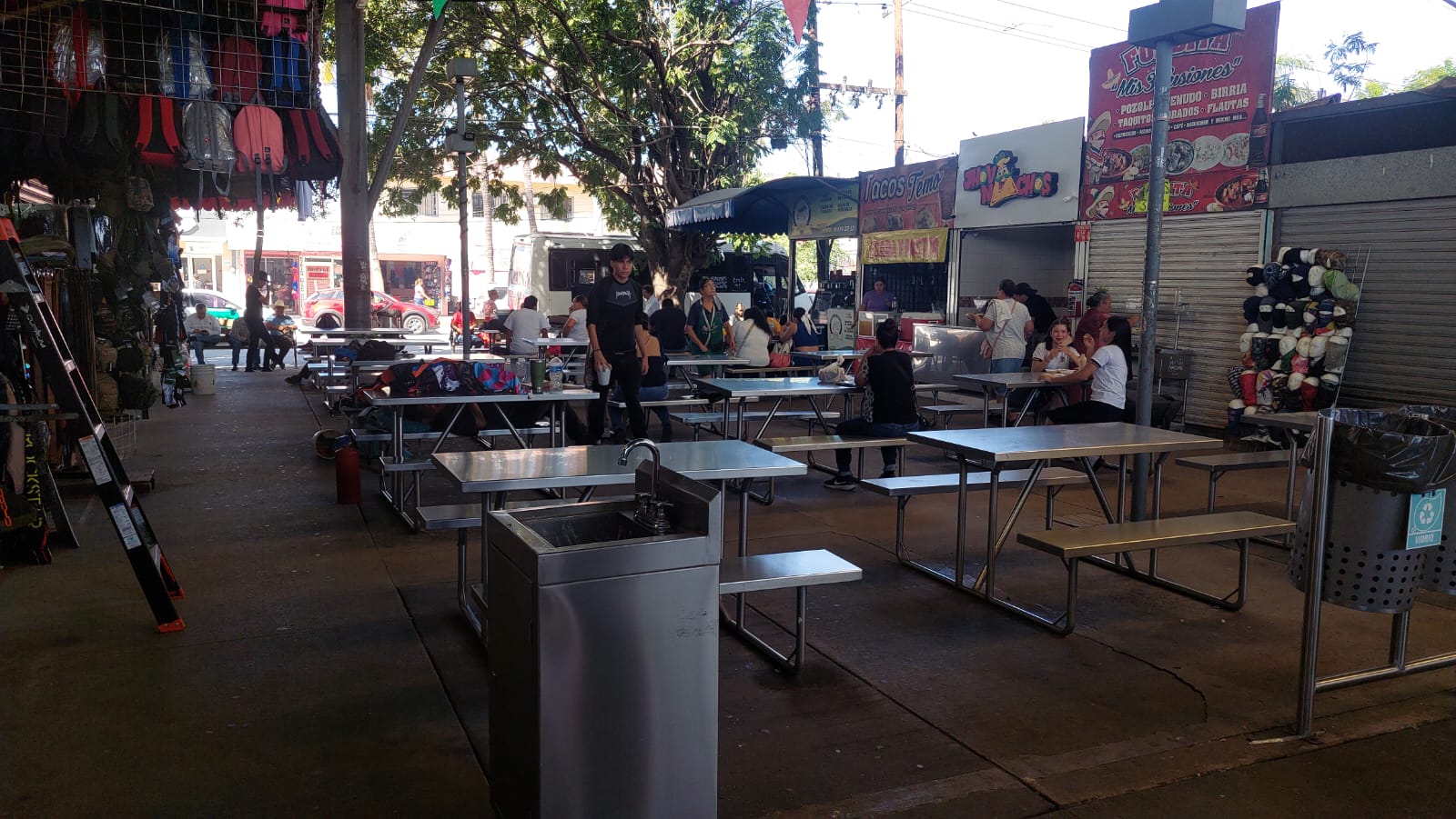 Comedor del mercado Zona 030 de Los Mochis