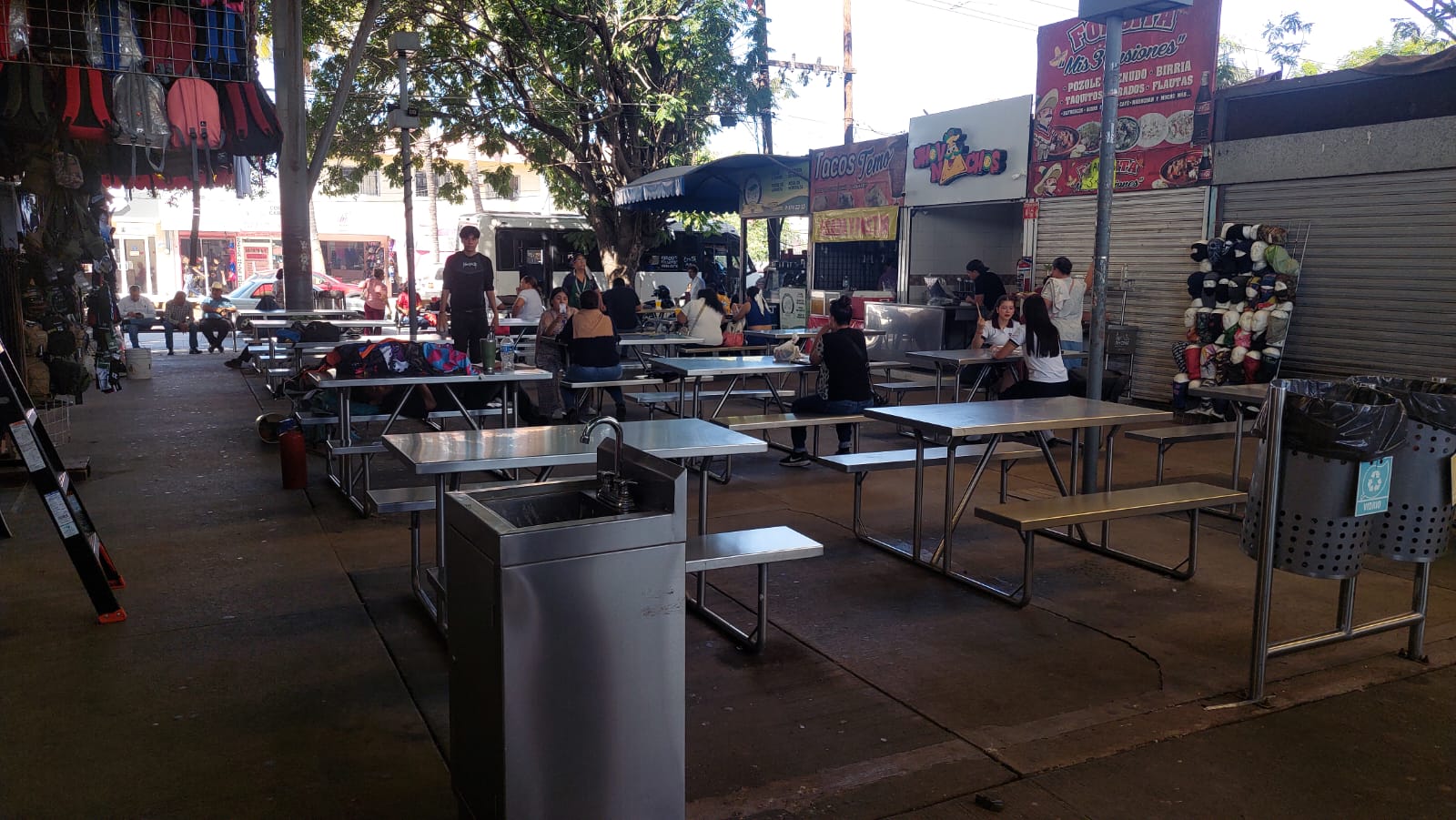 Comedor del mercado Zona 030 de Los Mochis