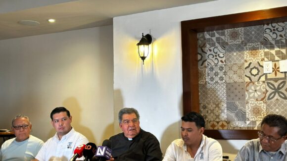 ¡Nada de diablos ni momias este 31 de octubre! ‘Vístete de Santo’, el plan anti-Halloween en Mazatlán, Sinaloa