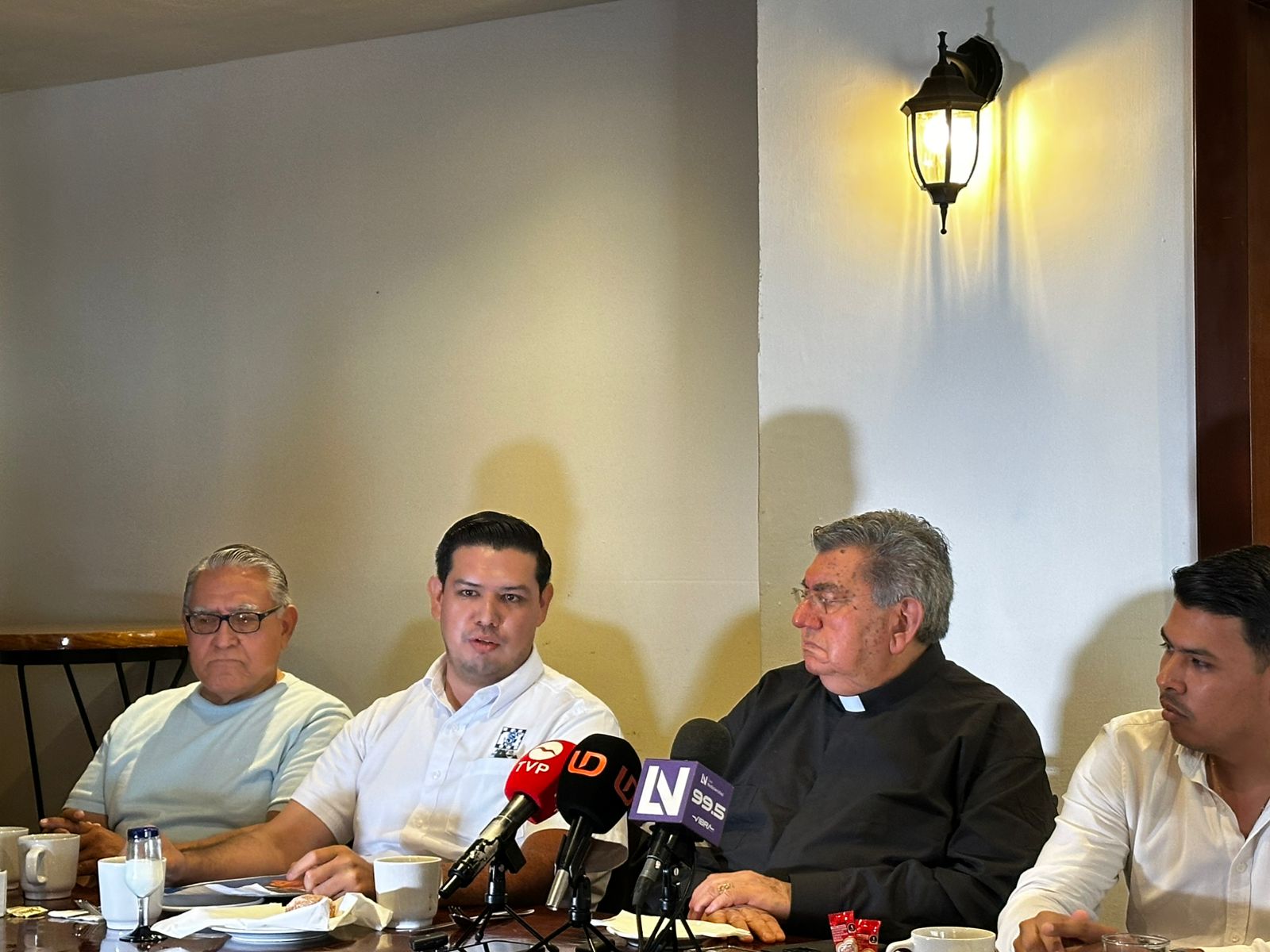 Parroquia María del Mar en Mazatlán lanza concurso Vístete de Santo