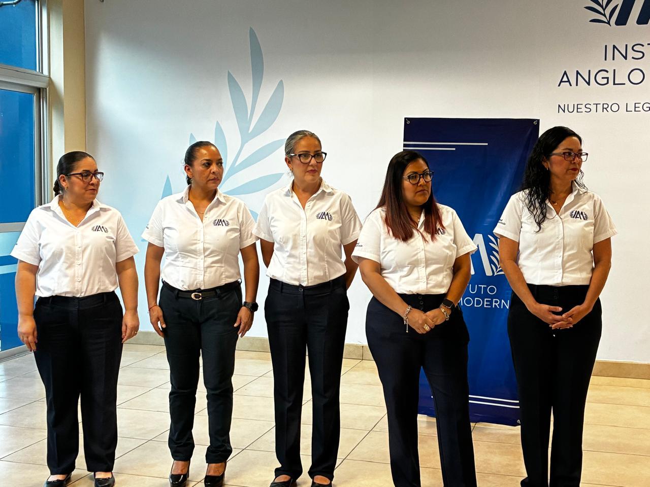 Conferencia del Instituto Anglo Moderno en Mazatlán, Sinaloa