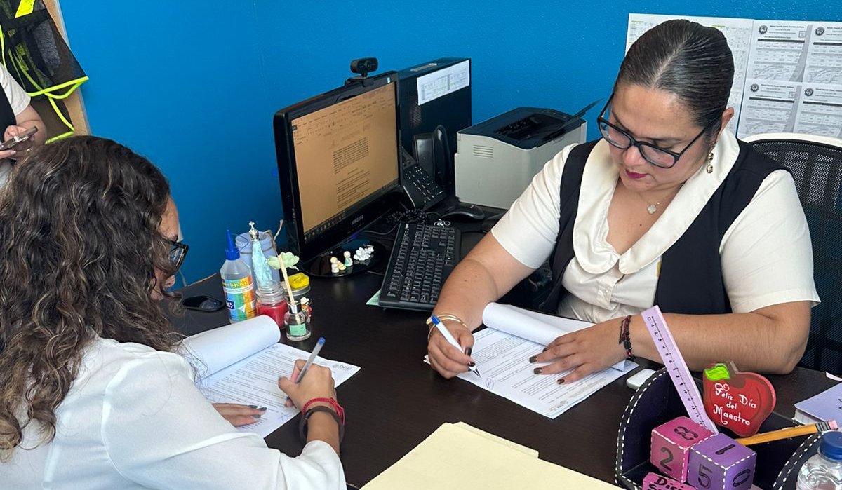 convenian el imju y el Instituto Pedagógico Hispanoamericano firma