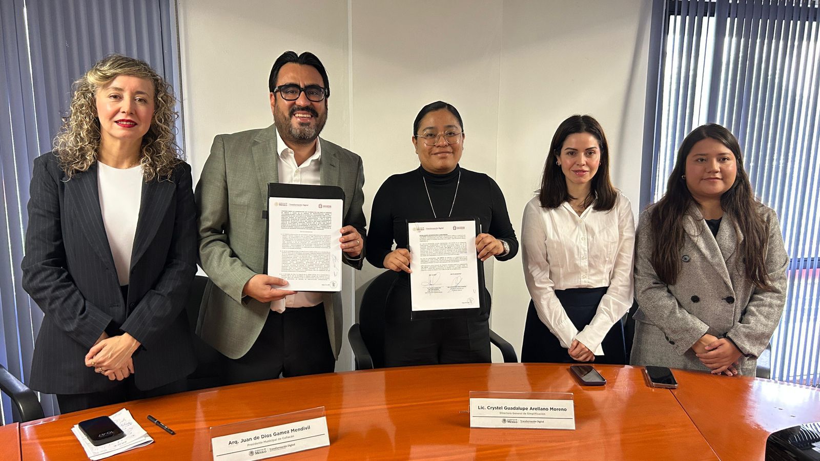 Acalde de Culiacán firma convenio con Gobierno Federal