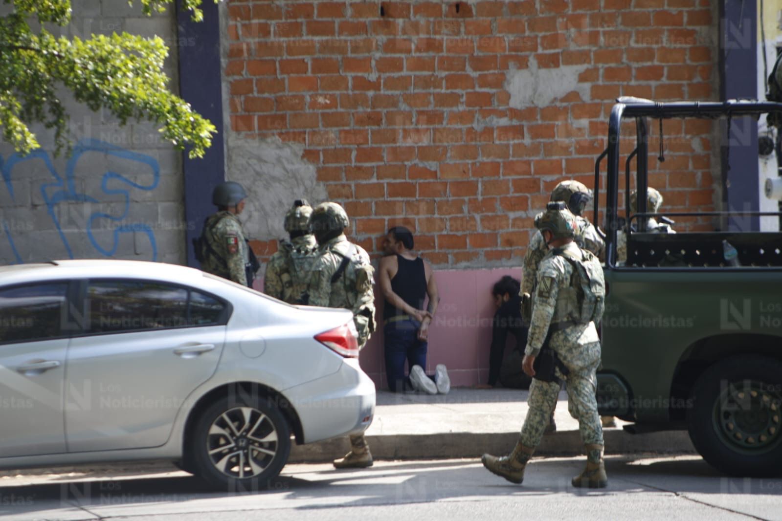 Cuatro detenidos con arsenal en el centro de Culiacán