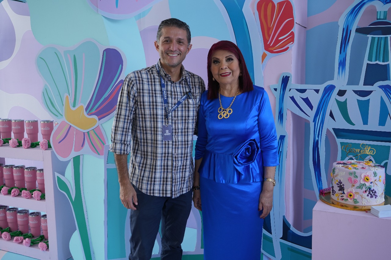Hersa Corporativo celebra el cumpleaños de la señora Carmelita Salazar