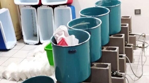 Militares aseguran narcolaboratorio en Cosalá, Sinaloa con valor de 20 mdp; en Culiacán aseguran más de 200 kilos de metanfetaminas
