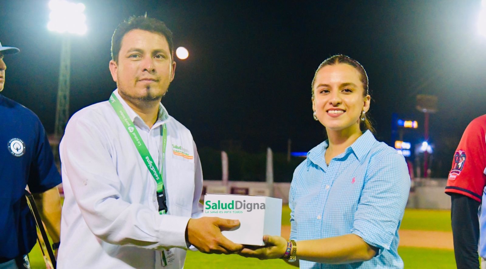 dif salvador alvarado entrega vales para servicios de salud gratuitos