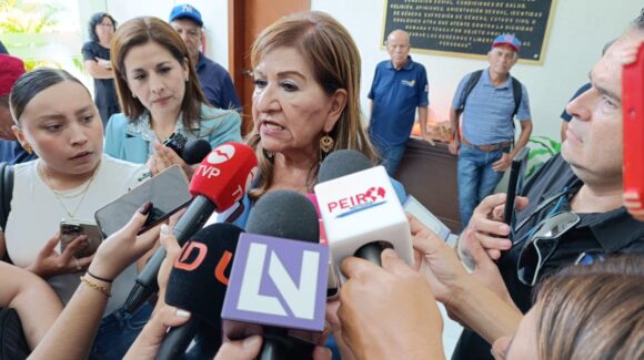 Vehículo robado a Paola Gárate fue abandonado, probablemente al enterarse que pertenecía a una figura política: Tere Guerra