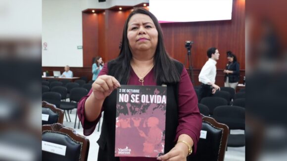Grupo armado despoja camioneta propiedad de la diputada de Morena Yadira Marcos en el sector Humaya de Culiacán, Sinaloa