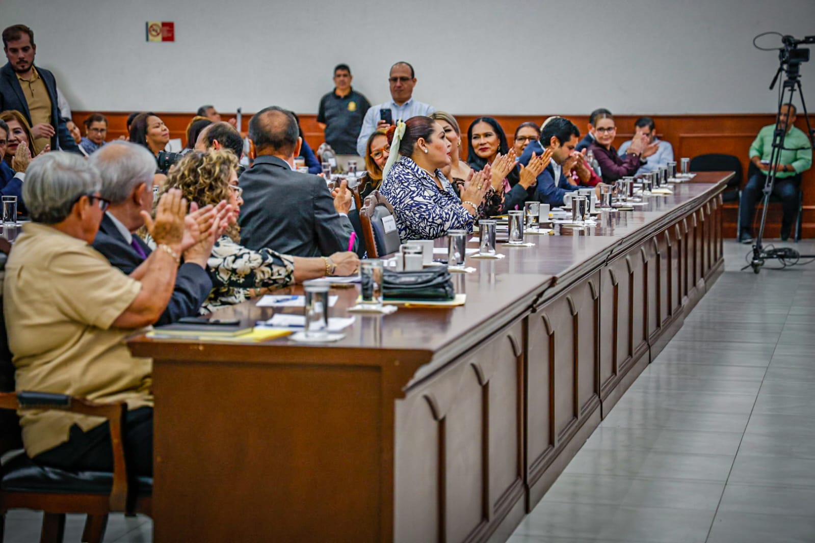 Diputados en sesión ordinaria en el Congreso de Sinaloa