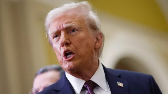 Por anuncio con palabras de Reagan, Trump ‘rompe’ negociaciones con Canadá; así reacciona Sheinbaum