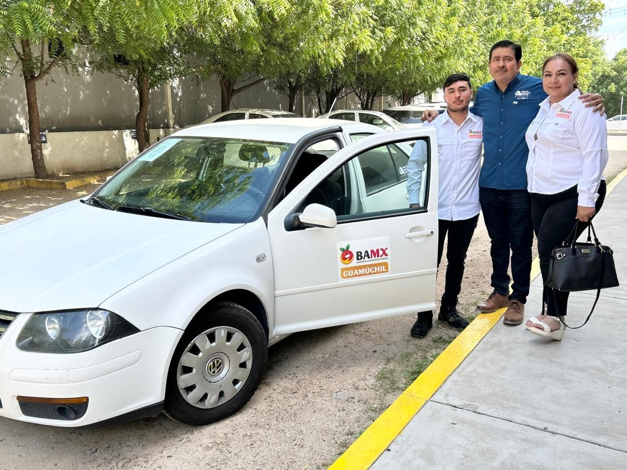 Donan vehículos a instituciones de la JAP Sinaloa
