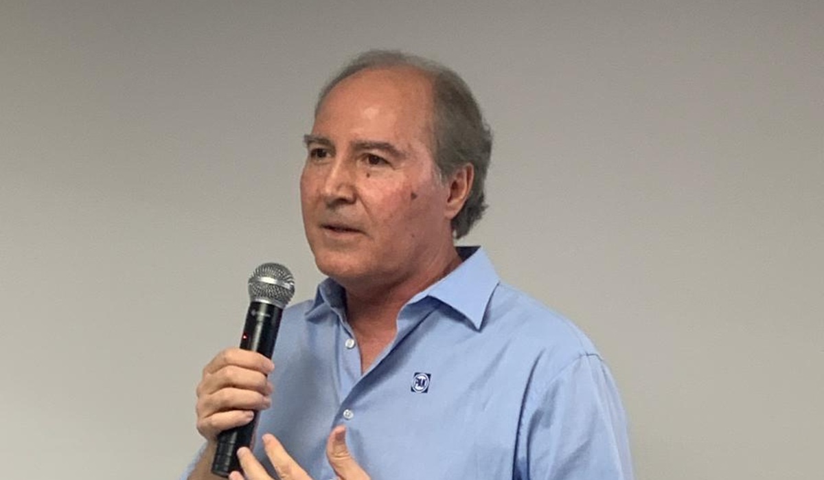 Eduardo Ortiz rinde protesta como presidente del PAN en Culiacán