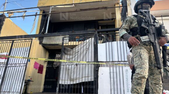 Dentro de un domicilio, ejecutan a balazos a un hombre en la colonia Centro de Culiacán, Sinaloa