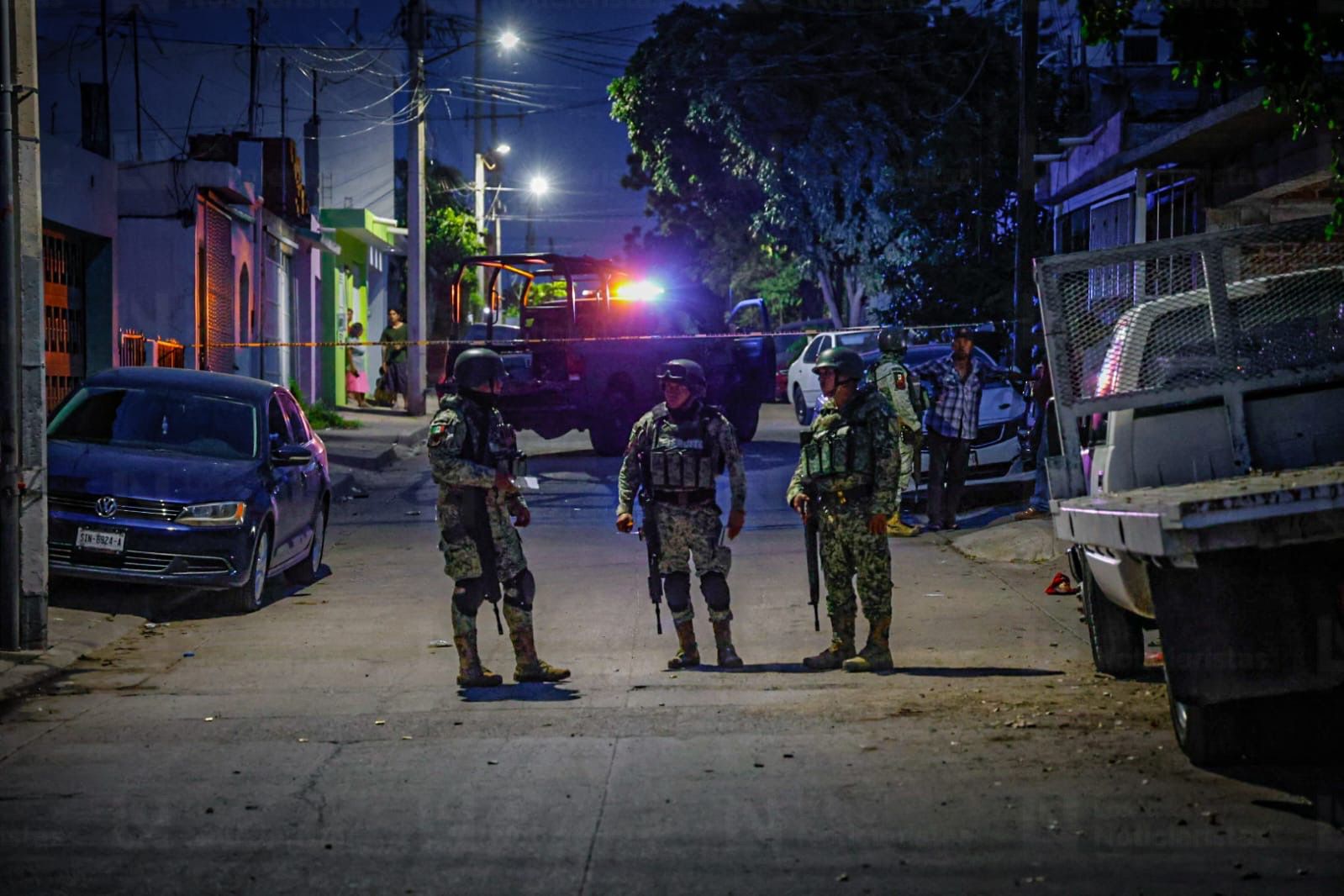 Militares en hecho de un ejecutado en la Amistad de Culiacán