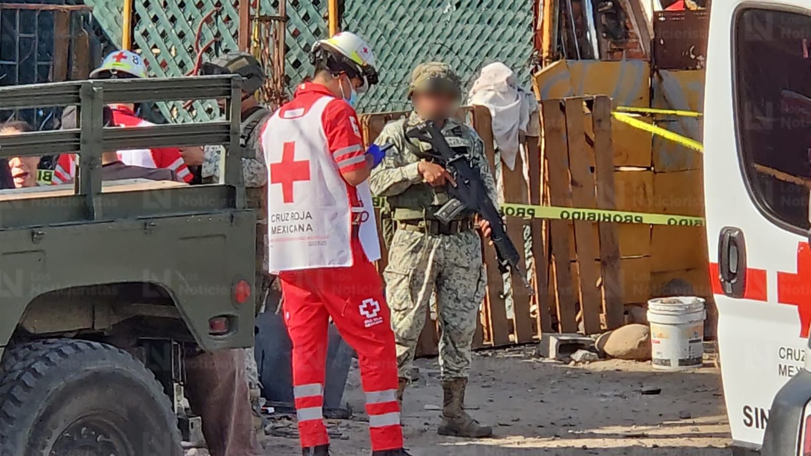 ejecutan a dos hombres en yonke de la industrial el palmito de culiacan cruz roja