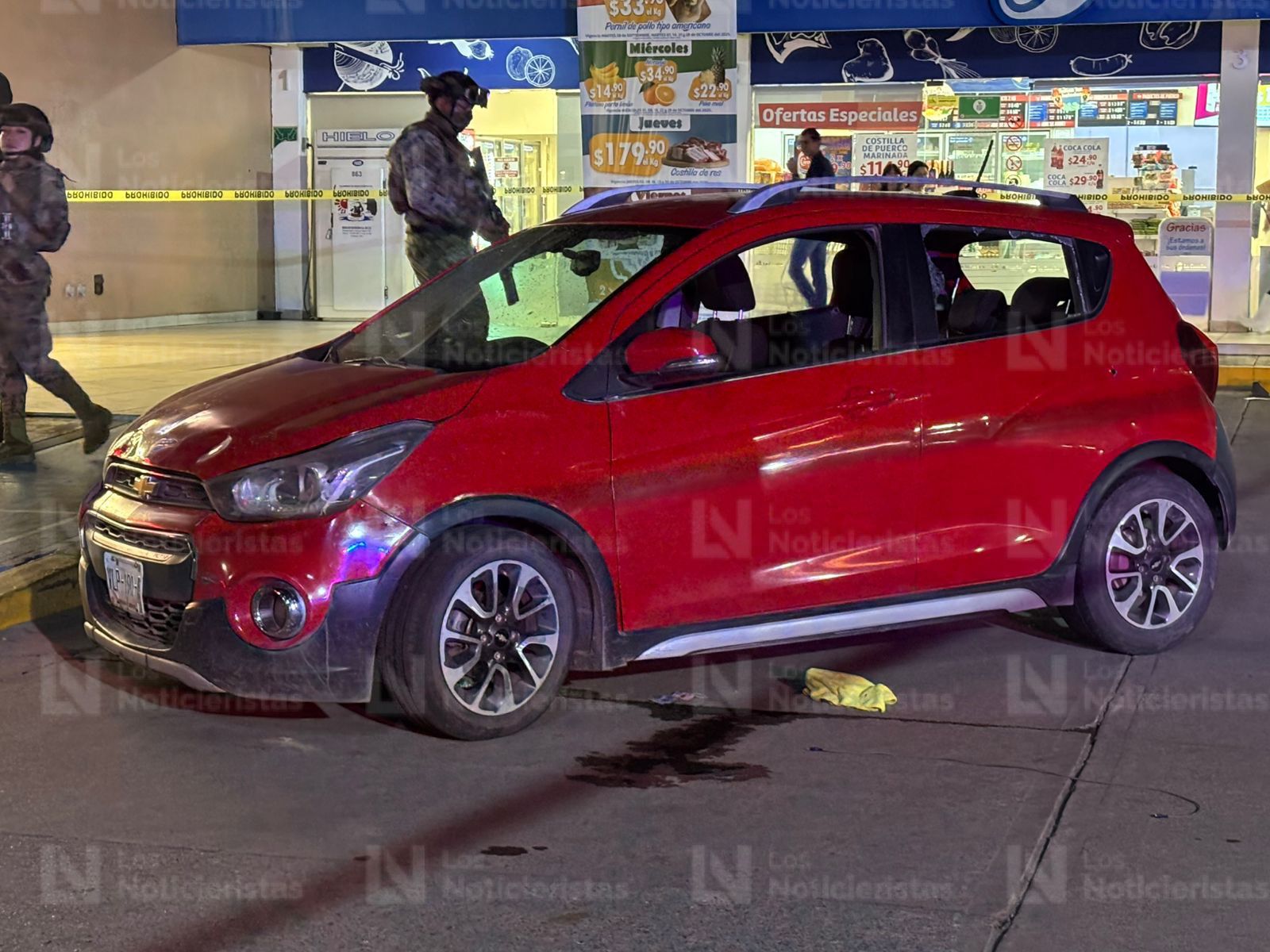 Un hombre fue asesinado a balazos en un vehículo de plataforma en Culiacán