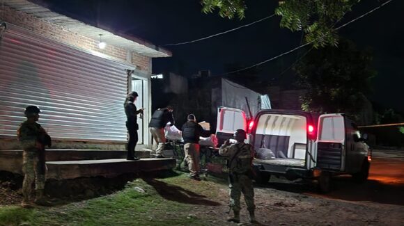 A balazos ejecutan a un hombre de 29 años dentro de una casa en la colonia Las Coloradas de Culiacán, Sinaloa