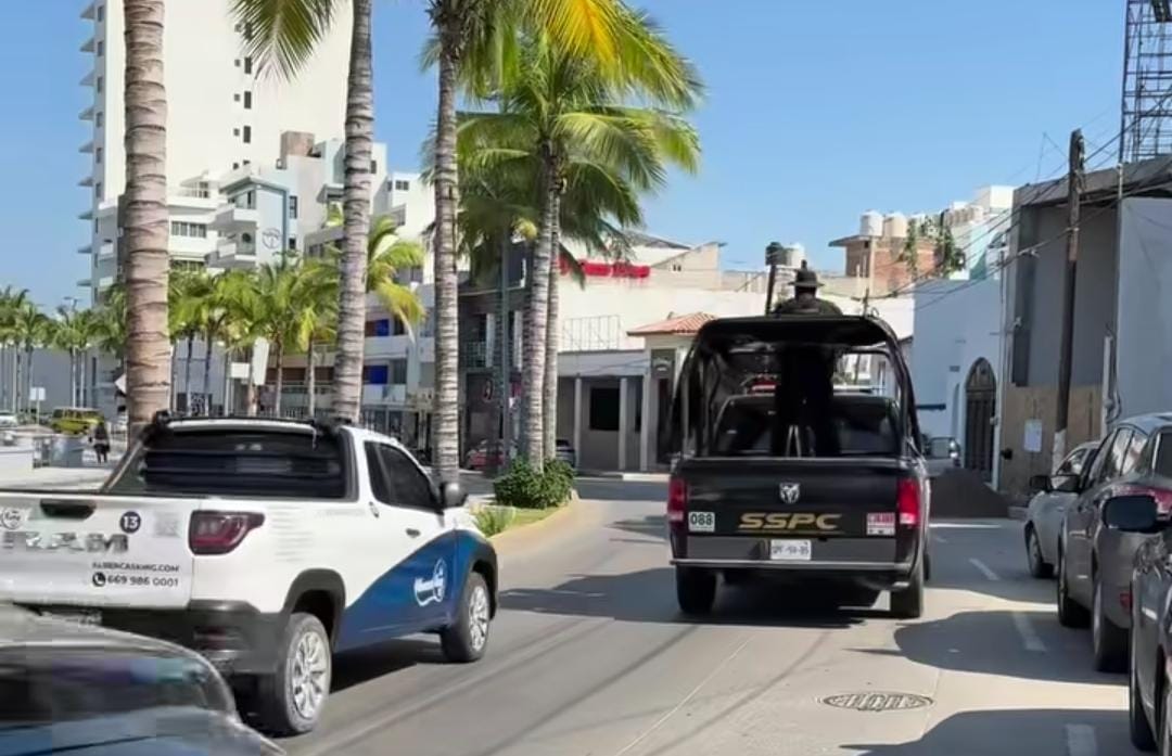 elementos policiales pertenecientes a la Secretaría de Seguridad y Protección Ciudadana en Mazatlán