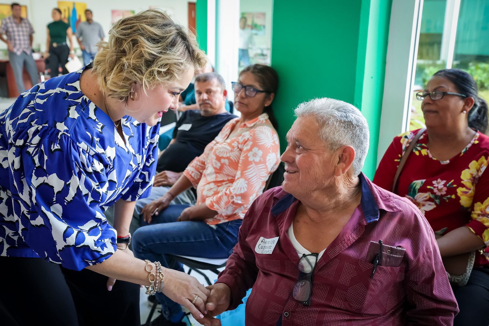 Entrega de aparatos auditivos en Culiacán, Sinaloa
