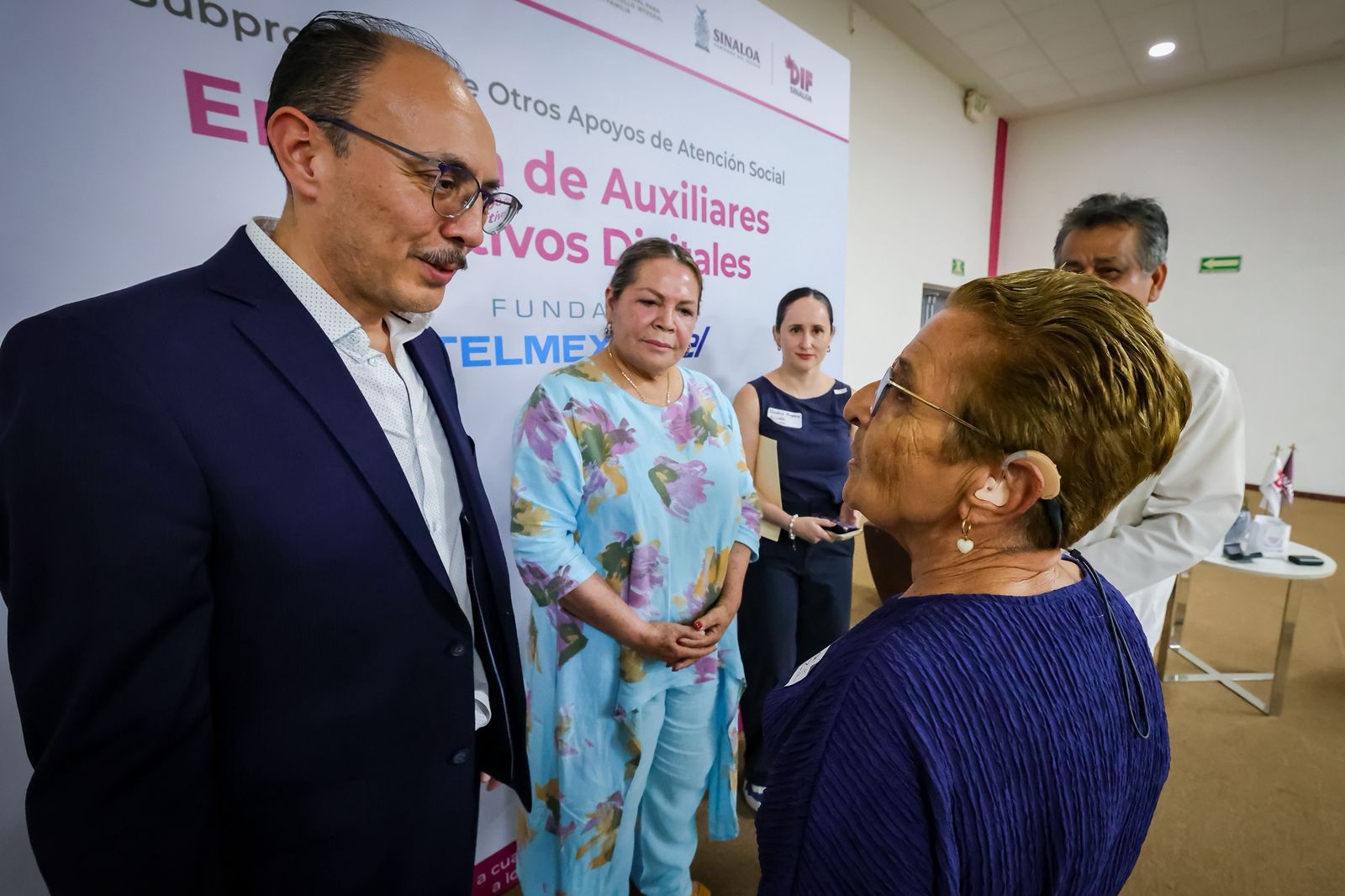 Entrega de aparatos auditivos en Culiacán, Sinaloa
