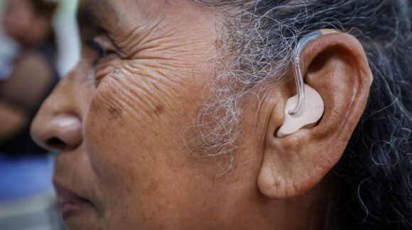 En beneficio de 650 personas, DIF Sinaloa y Fundación Telmex entregarán auxiliares auditivos digitales