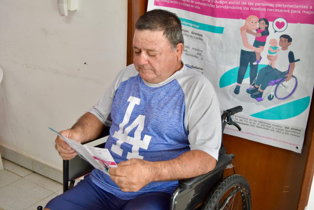 Entregan aparatos funcionales en DIF Salvador Alvarado