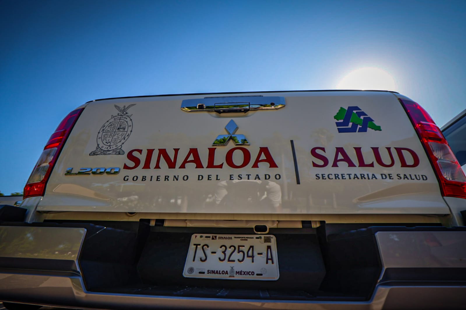 Entregan vehículos a Vectores para combatir el dengue en Sinaloa