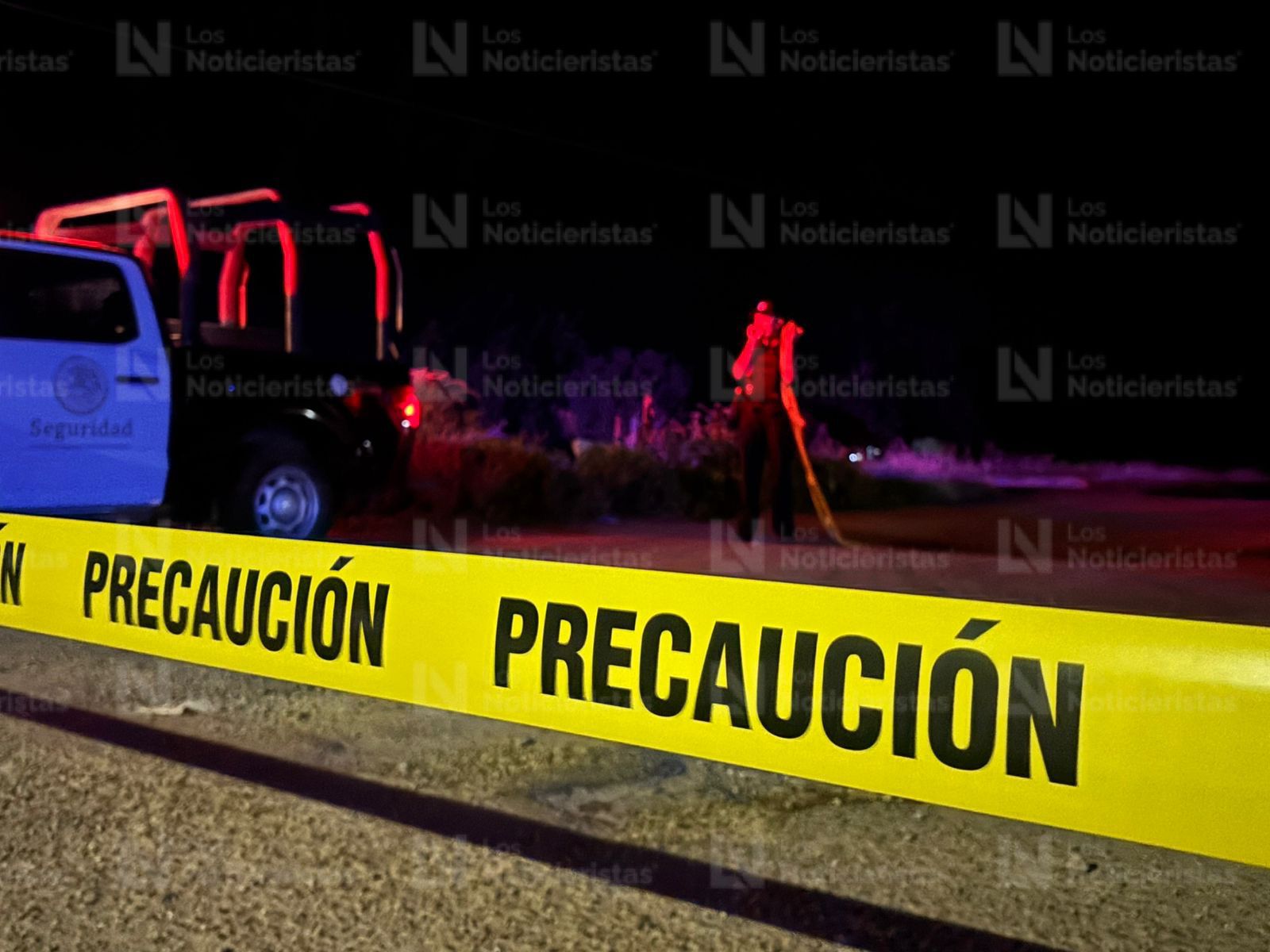 Esposado de las manos localizan a hombre sin vida en La Higuerita, en Culiacán