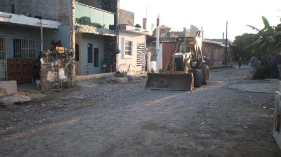 Con 3 mdp, arranca la pavimentación de más calles en la Juárez y la Pancho Villa en Mazatlán, Sinaloa