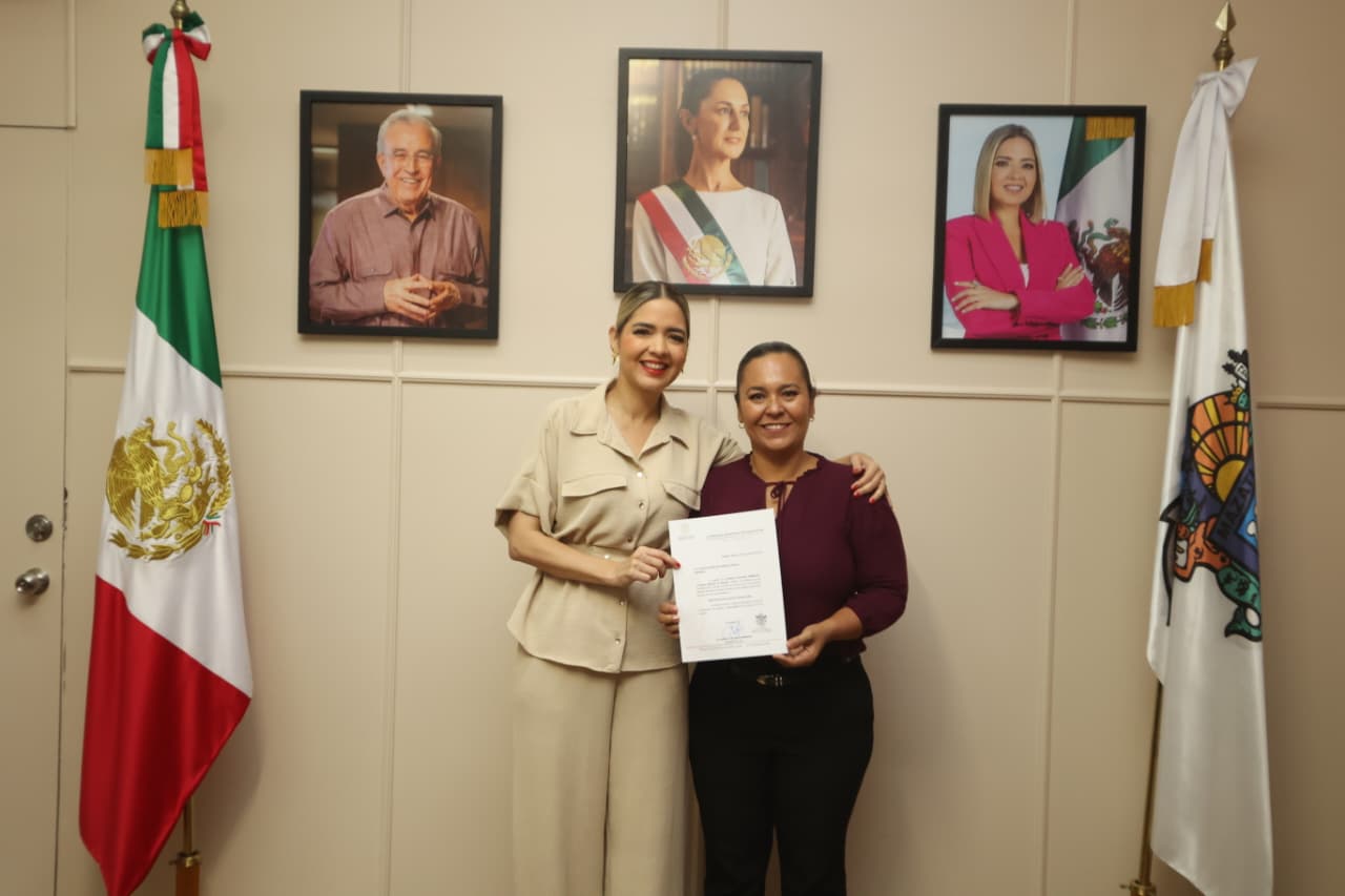 Estrella Palacios Domínguez y Valeria Guadalupe Peraza