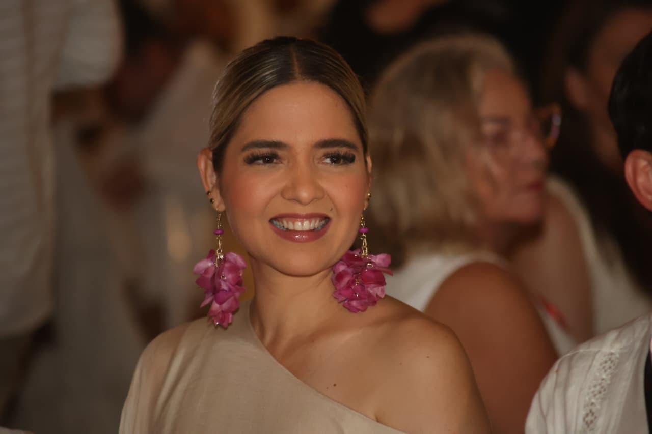 Estrella Palacios en cena de Fiesta Amigos 2025 en Mazatlán, Sin.