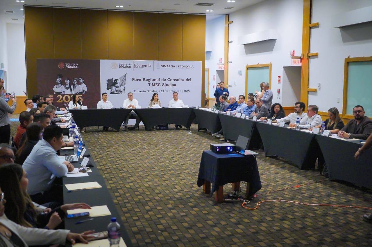Feliciano Castro en el Foro Regional de Consulta del T-MEC Sinaloa