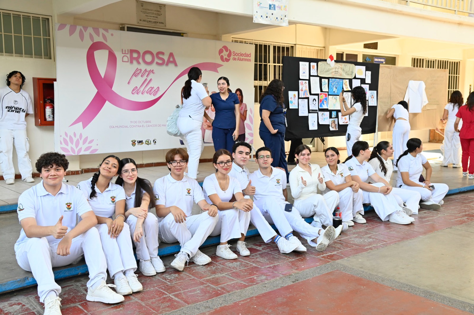 Festejo del Día del Médico en la Facultad de Medicina de la UAS en Culiacán