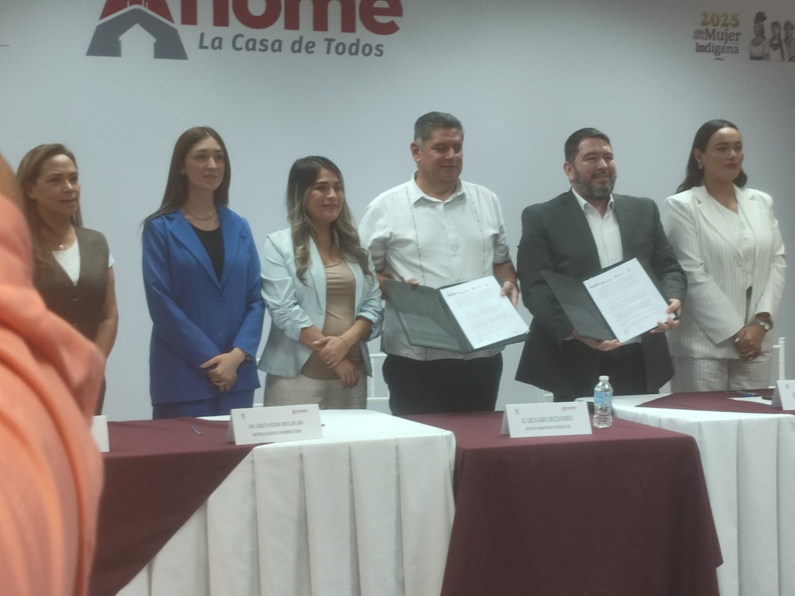 Firma de convenio entre Ayuntamiento de Ahome y Universidad Hispana