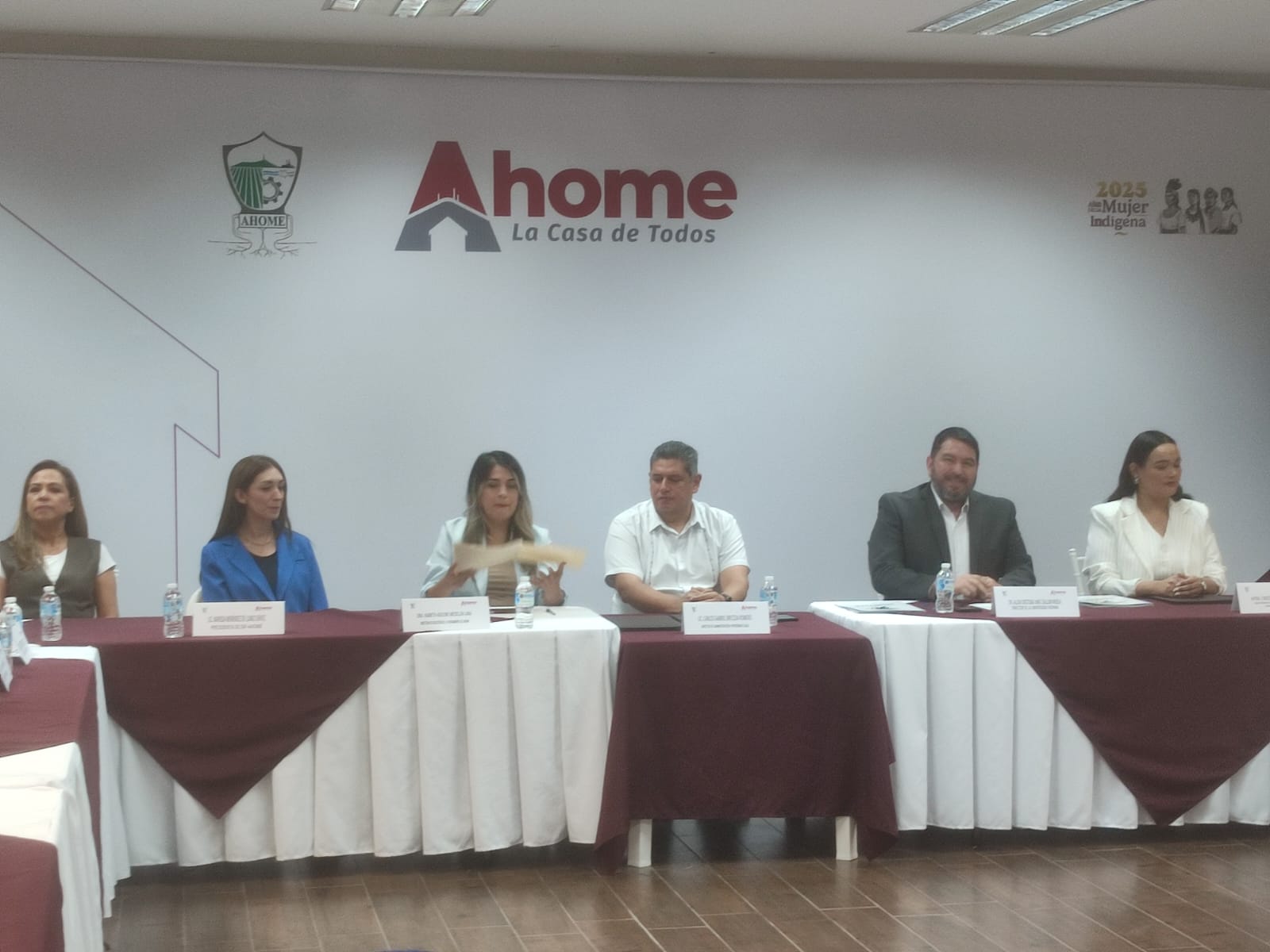 Firma de convenio entre Ayuntamiento de Ahome y Universidad Hispana