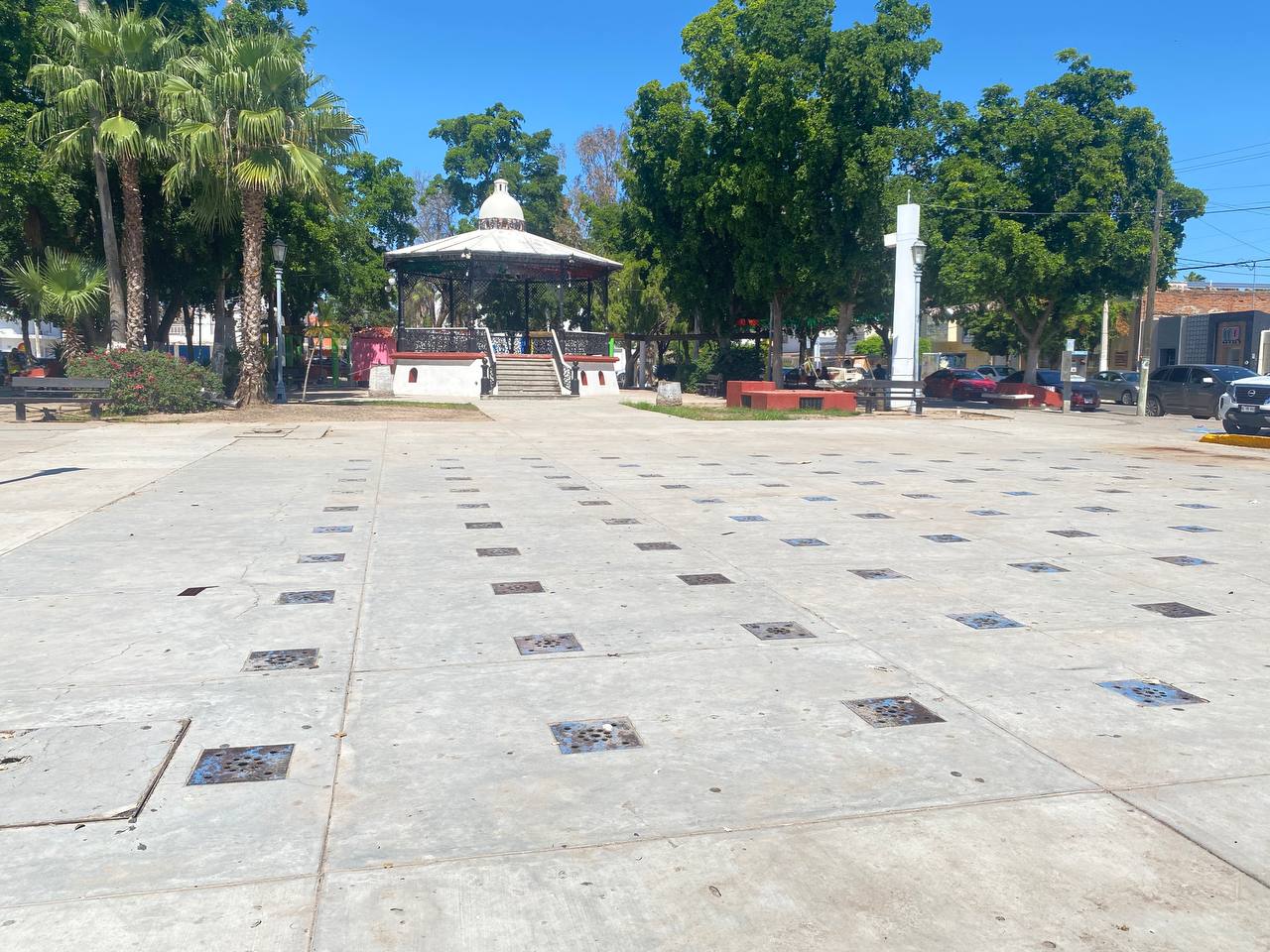 Fuente de la Iglesia del Rosario en Guasave, Sinaloa