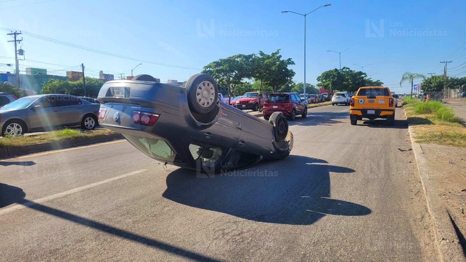 Fuerte choque en Mazatlán deja dos heridos leves