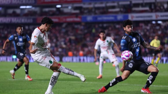 Tigres y Atlas levantan la mano en la jornada 14 del Apertura 2025; Chivas y Pumas se complican