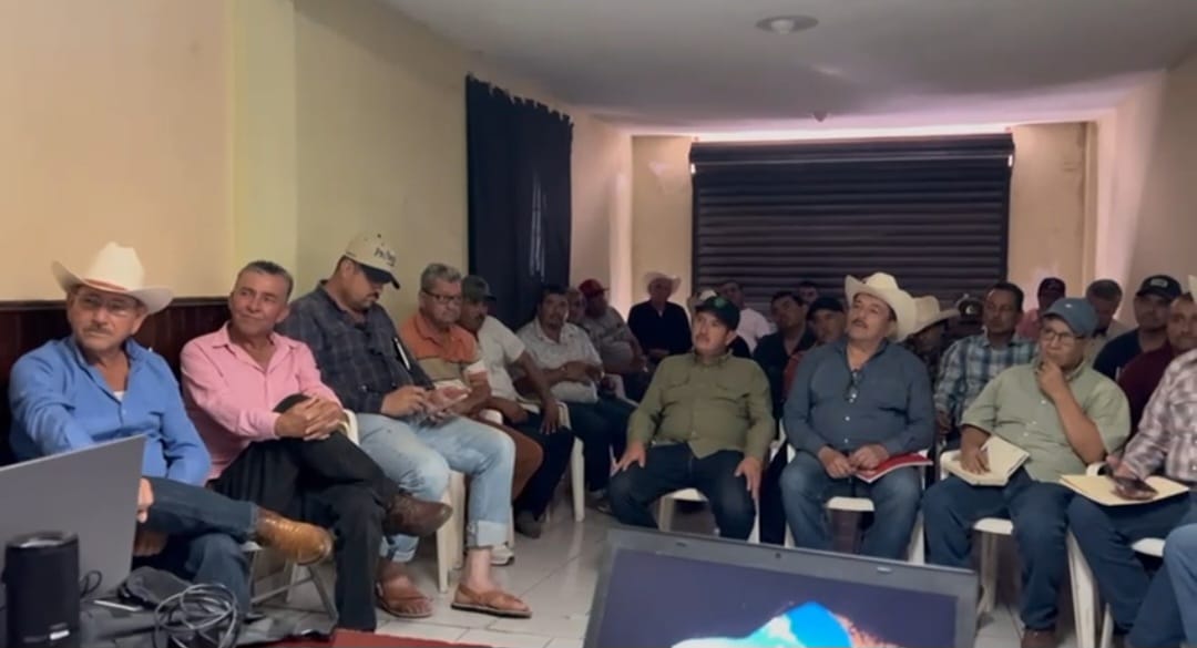 Ganaderos de Ahome en cursos de capacitación del FIRA