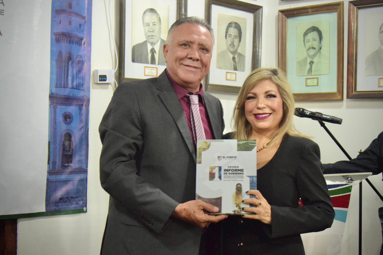 Gildardo Leyva rinde primer informe de su segunda gestión en El Fuerte