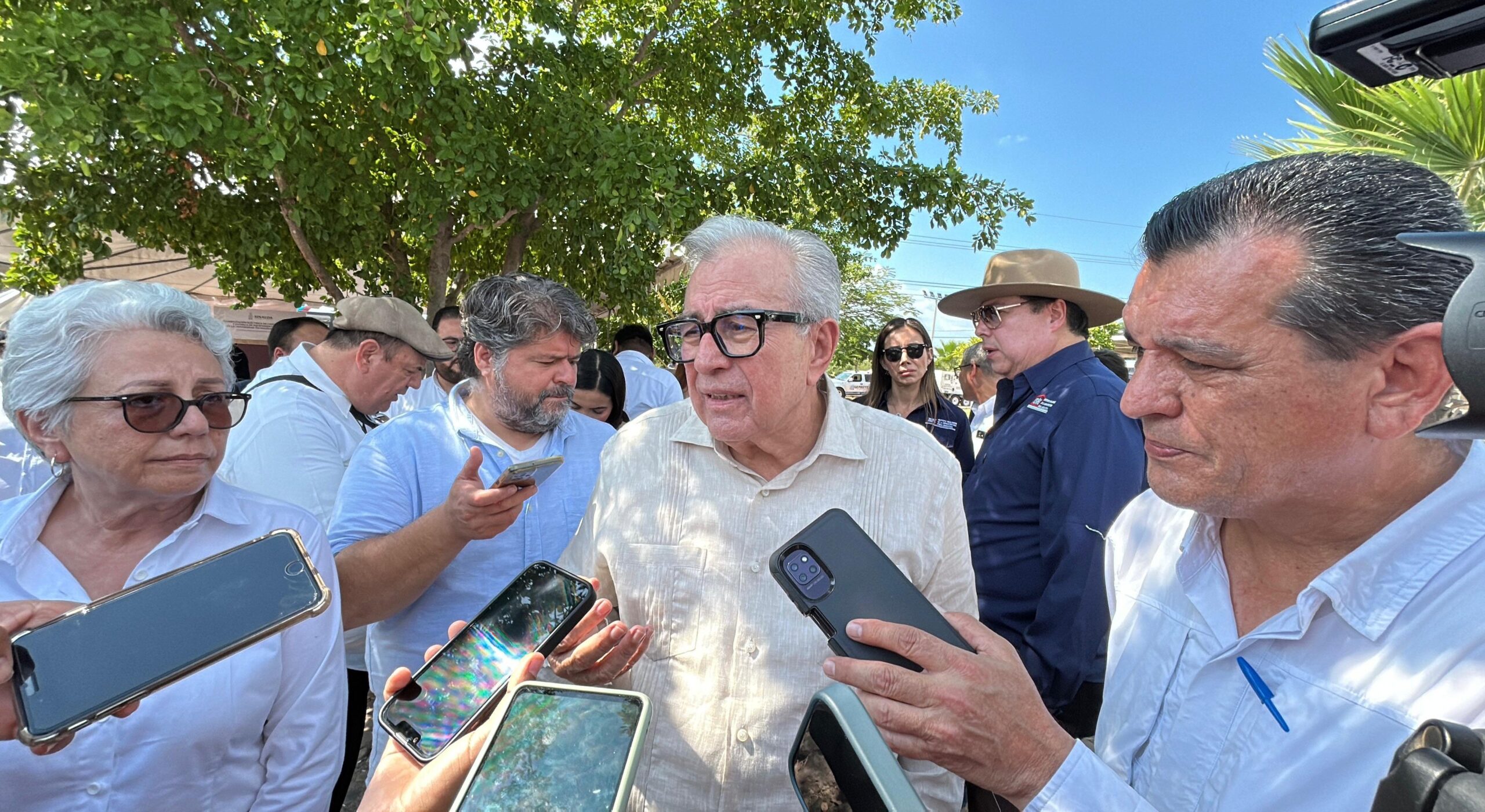 gobernador de sinaloa ruben rocha moya