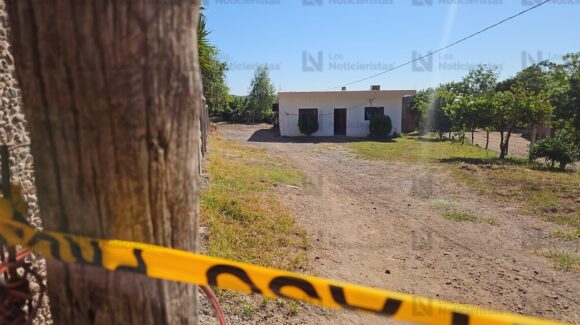 Grupo armado irrumpe en domicilio de Los Ciruelos de Culiacán, degüella a joven y ‘levanta’ a otro
